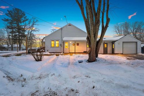 812 Fremont Street, FREMONT, WI, 54940 | Card Image