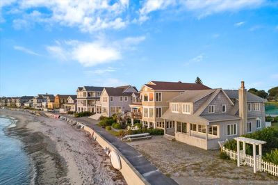 10 Boardwalk, House other with 6 bedrooms, 3 bathrooms and 4 parking in Groton CT | Image 2