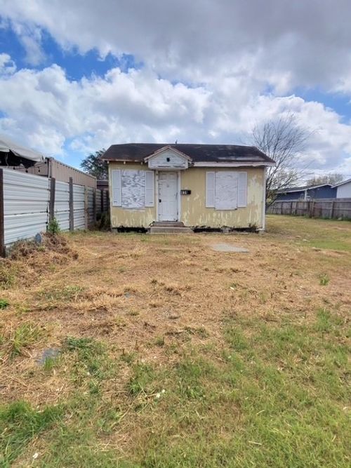 414 Van Cleve Dr, Corpus Christi, TX, 78408-2943 | Card Image