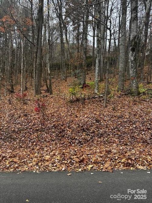 309 Nottingham Rd, Maggie Valley, NC, 28751-7643 | Card Image