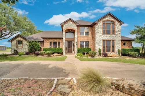 241 Cody Road, Ennis, TX, 75119 | Card Image