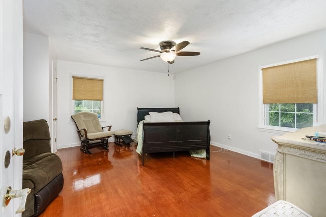 15501 E Jefferson Ave, House other with 3 bedrooms, 3 bathrooms and null parking in Grosse Pointe Park MI | Image 12