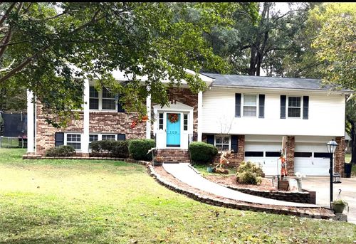 109 Churchill Rd, Dallas, NC, 28034-1301 | Card Image