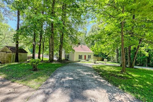 218 Jefferson Pl, Toccoa, GA, 30577-7958 | Card Image