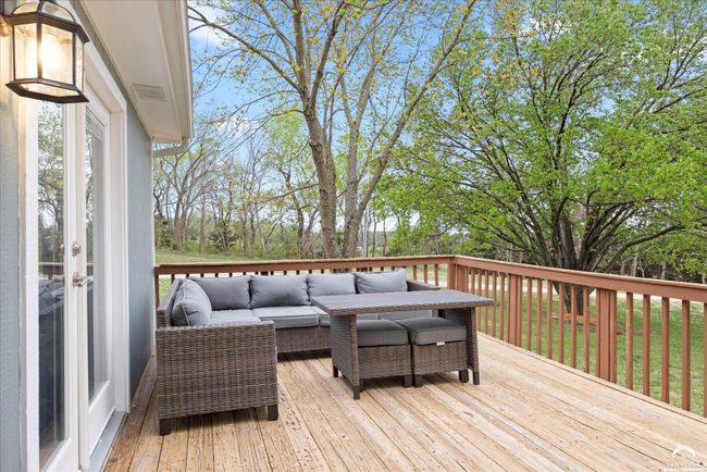 11096 43 Rd St, Home with 3 bedrooms, 3 bathrooms and null parking in Perry KS | Image 27
