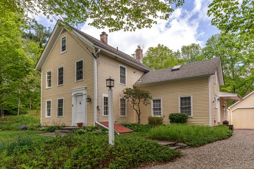 7 Orenaug Ave, Woodbury, CT, 06798-3432 | Card Image