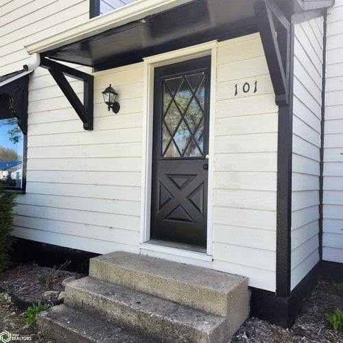101 3rd St S, Humboldt, IA, 50548-2018 | Card Image