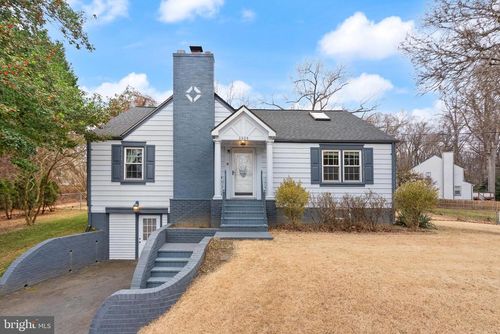 2928 Hunter Rd, FAIRFAX, VA, 22031-1420 | Card Image