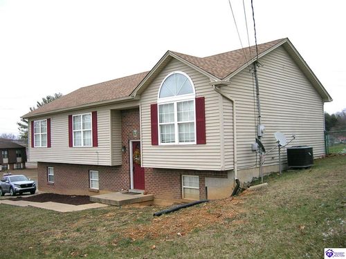 101 Joy Ct, Radcliff, KY, 40160-9408 | Card Image