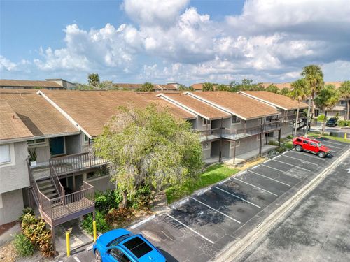 34b4-6334 Newtown Cir, TAMPA, FL, 33615-3651 | Card Image
