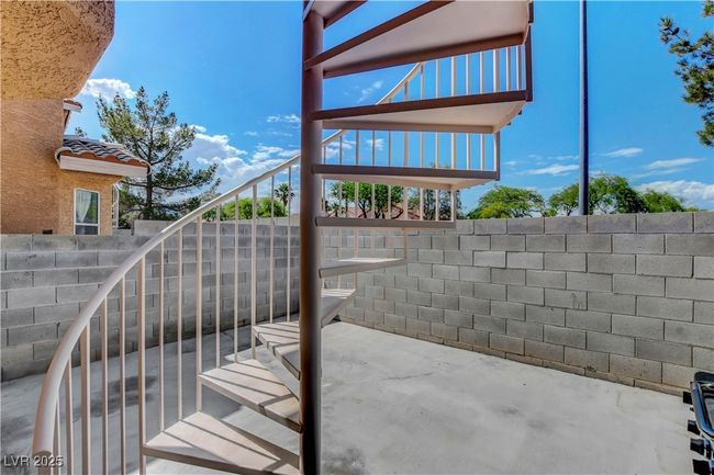 UNIT-201 - 8048 Astrology Ct, Condo with 3 bedrooms, 2 bathrooms and null parking in Las Vegas NV | Image 38