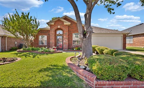 1065 Springhill Dr, Saginaw, TX, 76179-3466 | Card Image