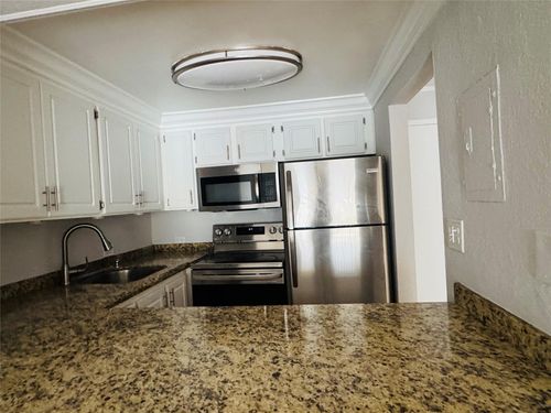 apt-110-4848 Nw 24th Ct, Lauderdale Lakes, FL, 33313-3314 | Card Image
