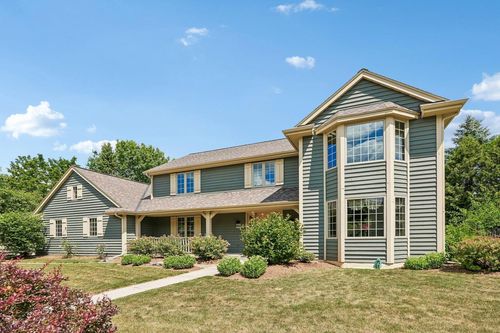 N106W7072 Dayton Street, Cedarburg, WI, 53012 | Card Image
