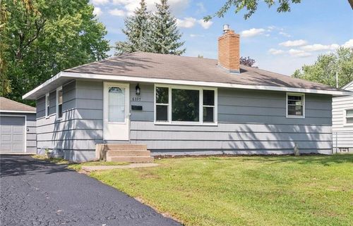 6337 June Ave N, Brooklyn Center, MN, 55429-2124 | Card Image