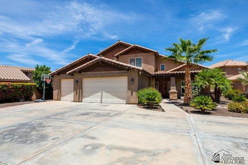 2640 S Barkley Ranch Ave, Yuma, AZ, 85364-7567 | Card Image