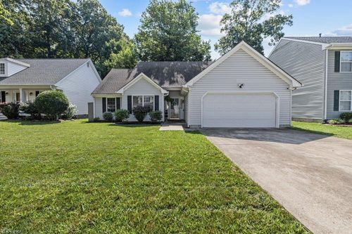786 Michelle Dr, Newport News, VA, 23601-4635 | Card Image