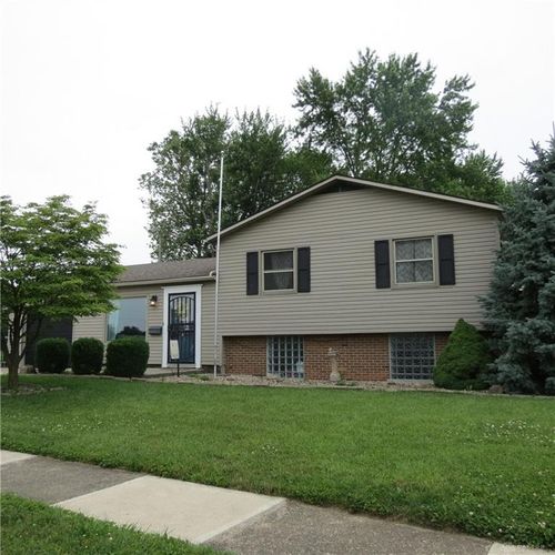 1084 Colonial Dr, Sidney, OH, 45365-3404 | Card Image
