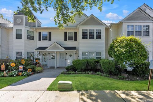45 Country View Ln, Middle Island, NY, 11953-1263 | Card Image