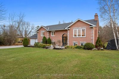 2438 Ma Browns Rd, House other with 3 bedrooms, 3 bathrooms and 14 parking in Port Perry ON | Image 2