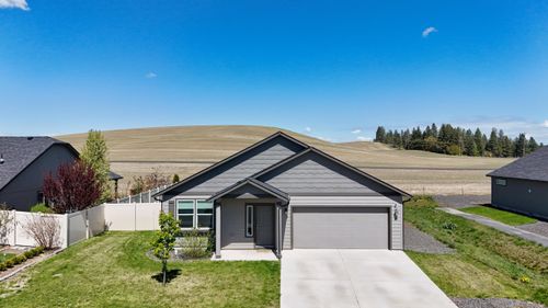 713 Condor Dr, Cheney, WA, 99004-5204 | Card Image