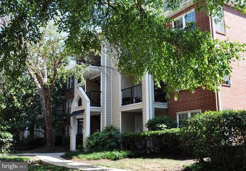 331-3306 Wyndham Cir, ALEXANDRIA, VA, 22302-4306 | Card Image