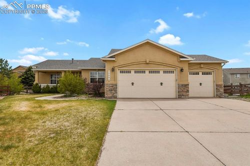 15884 Paiute Cir, Monument, CO, 80132-6054 | Card Image