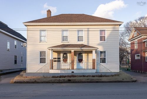 5 Victoria St, Truro, NS, B2N1Y5 | Card Image