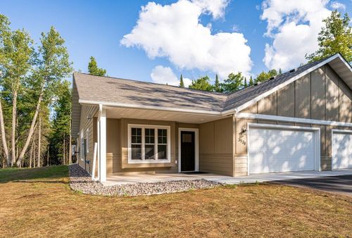 3138 Maple Dr, Cloquet, MN, 55720-3339 | Card Image