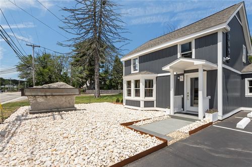 2695 Hartford Ave, Johnston, RI, 02919-1615 | Card Image