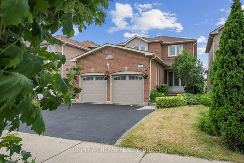 5322 Lismic Blvd, Mississauga, ON, L5V1P5 | Card Image