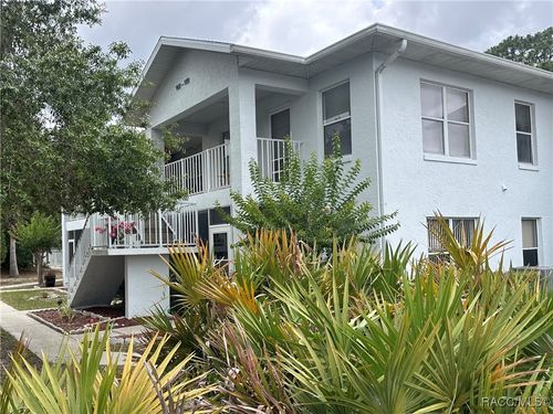915 Se Mayo Dr, Crystal River, FL, 34429-9055 | Card Image