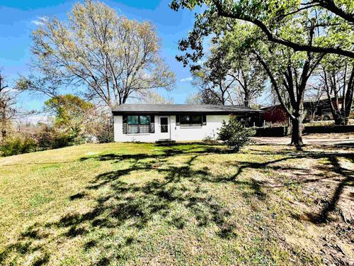 1919 Bradshaw Dr, Tyler, TX, 75702-1608 | Card Image