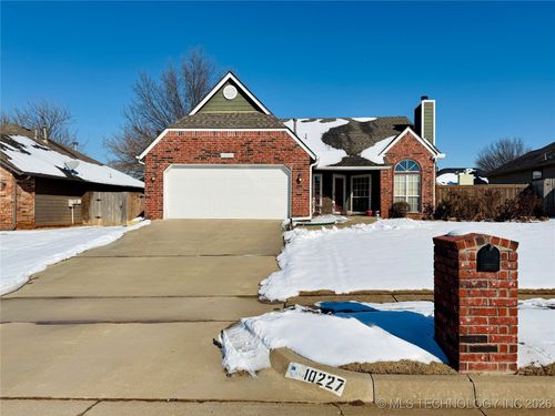 10227 115th St, Bixby, OK, 74008-3207 | Card Image