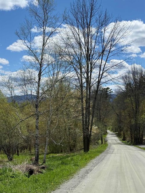2527 Bent Hill Rd, Braintree, VT, 05060-8837 | Card Image