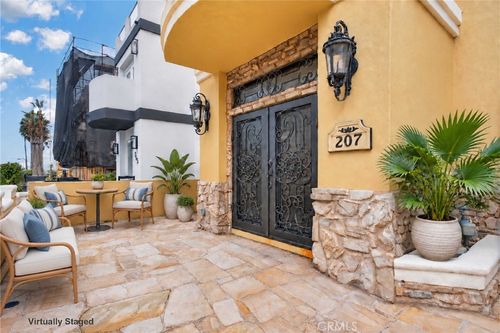 207 18th St, Huntington Beach, CA, 92648 | Card Image