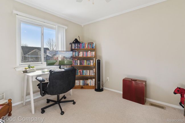 506 S Webik Ave, House other with 3 bedrooms, 1 bathrooms and null parking in Clawson MI | Image 15