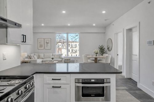 a2-521 10th St, Union City, NJ, 07087-3001 | Card Image