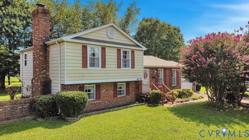 6339 Queens Lace Rd, Mechanicsville, VA, 23111-4352 | Card Image