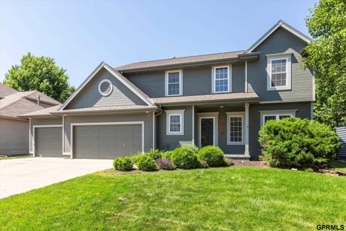 19710 Pine St, Omaha, NE, 68130-2997 | Card Image