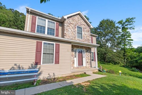 1903 Hain Rd, New Freedom, PA, 17349-9139 | Card Image