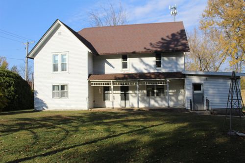 9729 Beaver Valley Rd, Belvidere, IL, 61008-8058 | Card Image