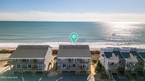 1788 New River Inlet Rd, N Topsail Beach, NC, 28460-9262 | Card Image