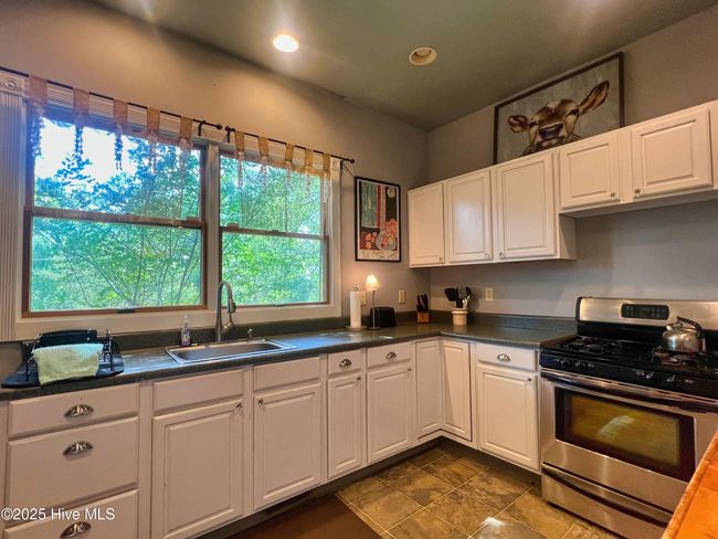 1120 S 3 Rd St, House other with 2 bedrooms, 1 bathrooms and null parking in Wilmington NC | Image 34