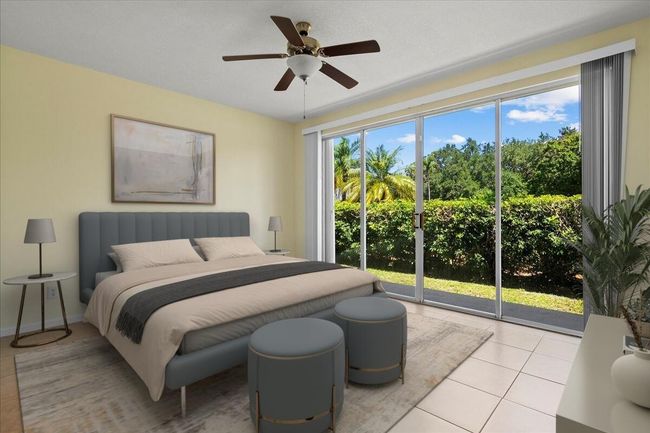 10705 Pelican Dr, Condo with 2 bedrooms, 2 bathrooms and null parking in West Palm Beach FL | Image 11