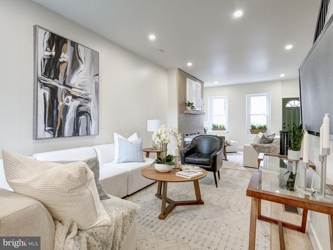 2010 E Dauphin St, Townhouse with 3 bedrooms, 3 bathrooms and null parking in PHILADELPHIA PA | Image 5