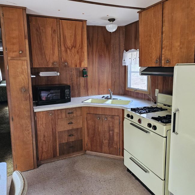 6210 Black Lake Rd, House other with 2 bedrooms, 1 bathrooms and 2 parking in Rhinelander WI | Image 7