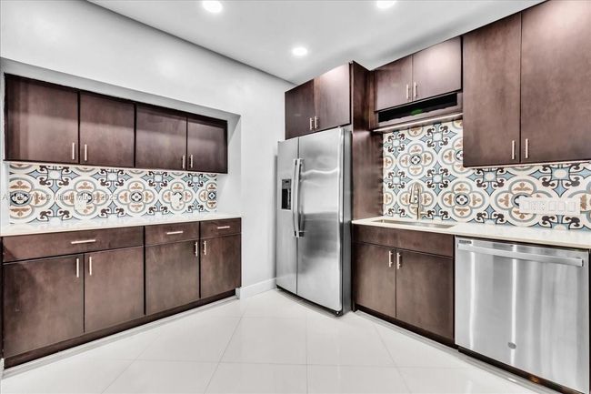 7341 Sw Sw 64 Court, House other with 3 bedrooms, 2 bathrooms and null parking in South Miami FL | Image 14