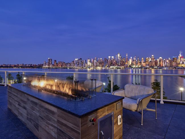 APT-517 - 800 Ave At Port Imperial Blvd, Condo with 2 bedrooms, 2 bathrooms and null parking in Weehawken NJ | Image 28