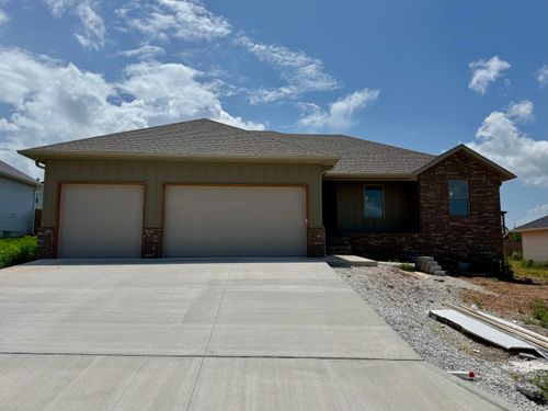 2608 W Pigeon Dr, Ozark, MO, 65721-4311 | Card Image